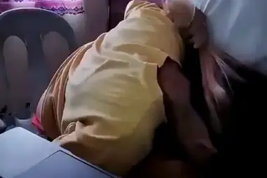 Anak SMA Terciduk Mesum Di Rumah Kosong