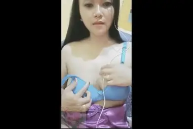 Live Show 188 Cewek Gendut Binal Squirt Banjir