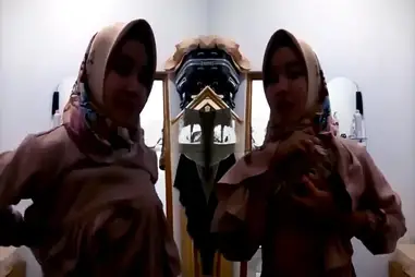 Tante Cari Hiburan Rekaman Rumah Kosong